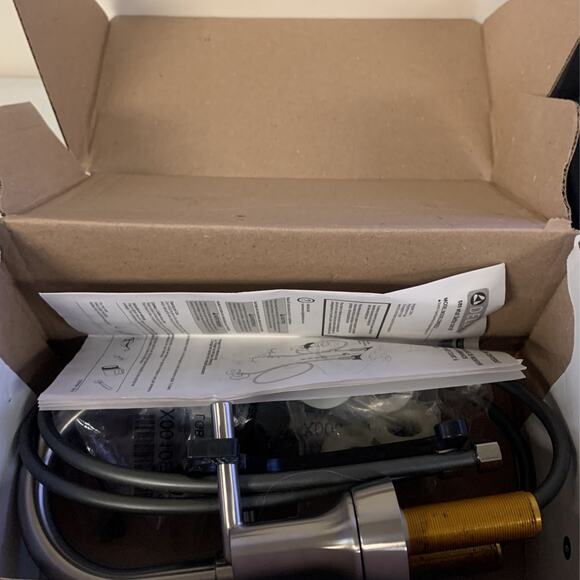 Delta Trinsic Two Handle Centerset Bathroom Faucet In Stainless - Picture 7 of 9